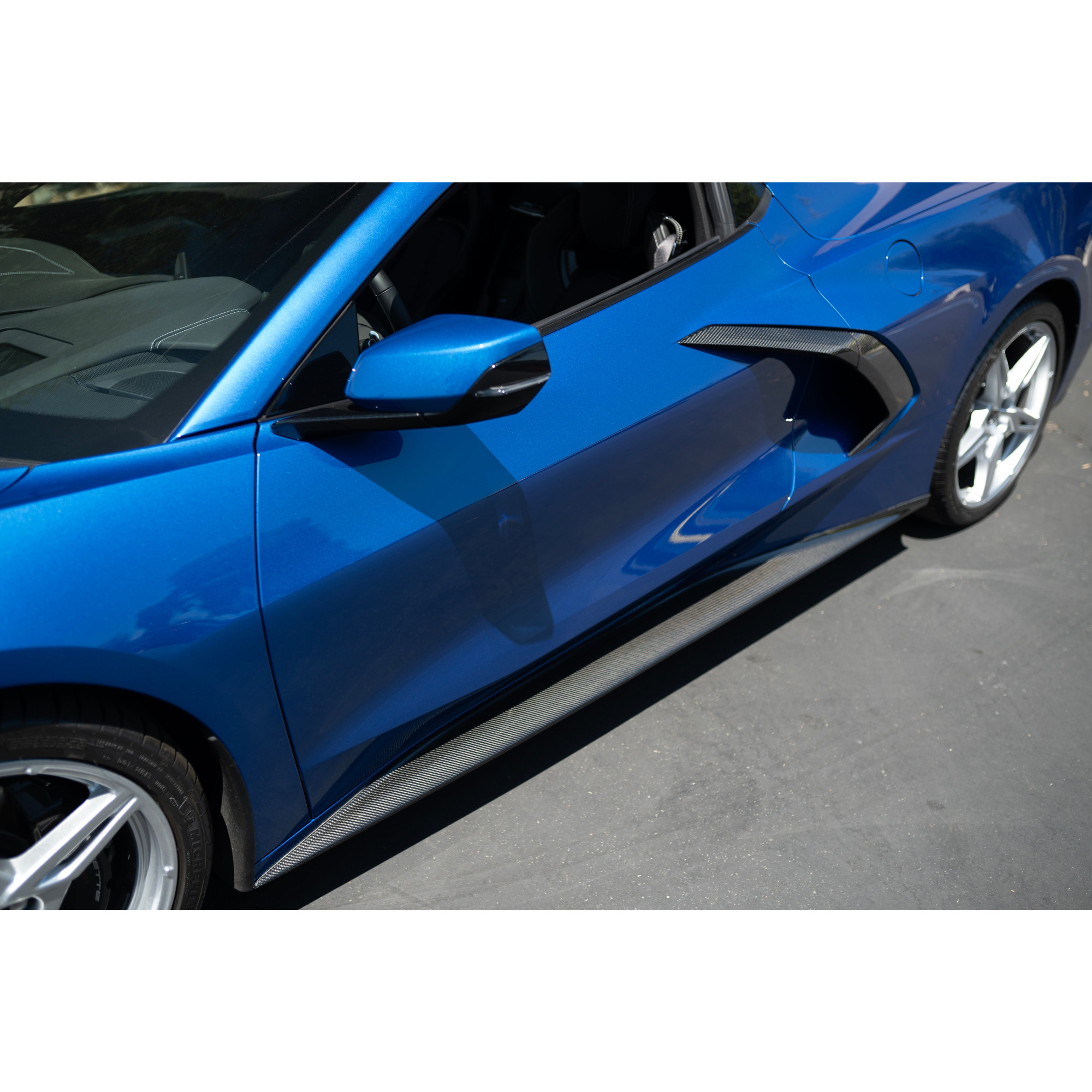 Type-MB carbon fiber rocker panels for 2020-2024 Chevrolet C8